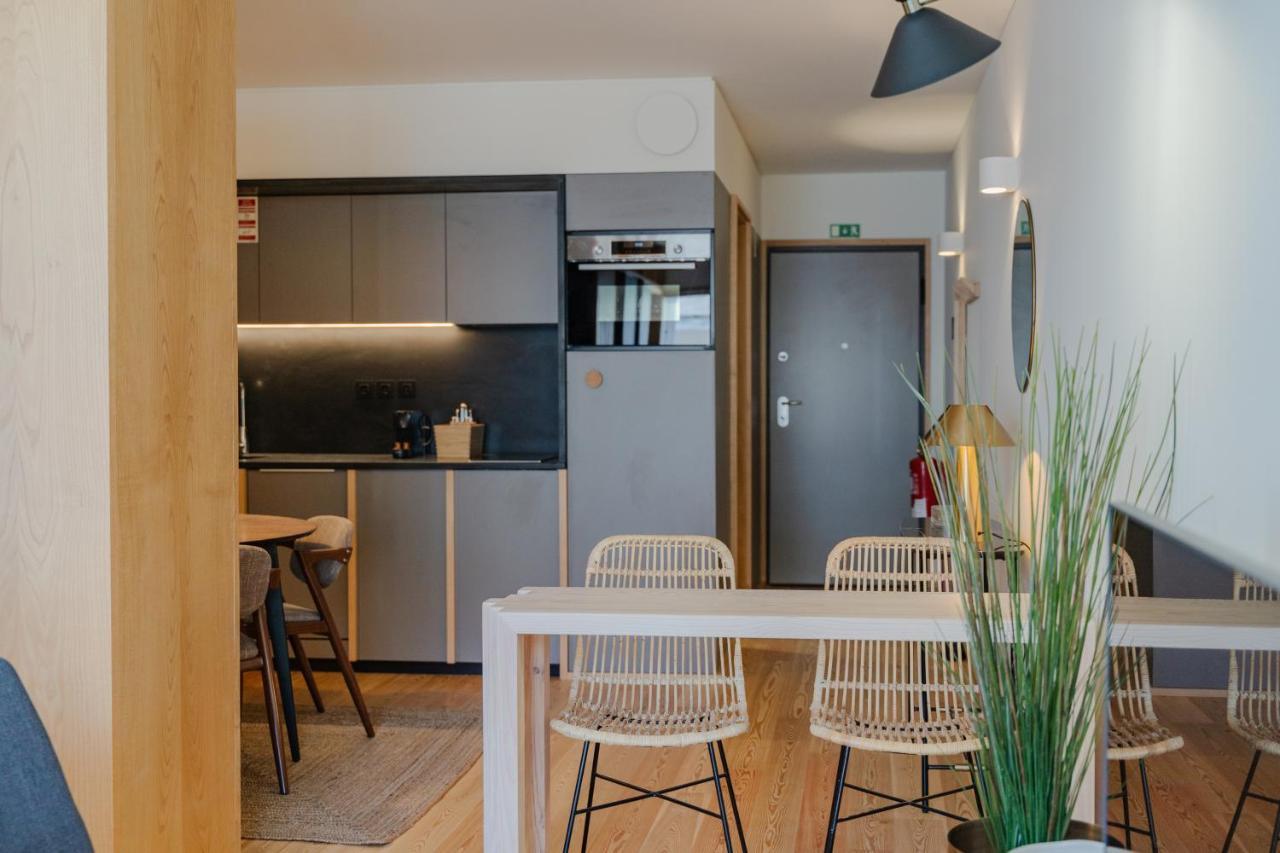 Feel Corporate Housing Campanha Apartment Porto Exterior photo