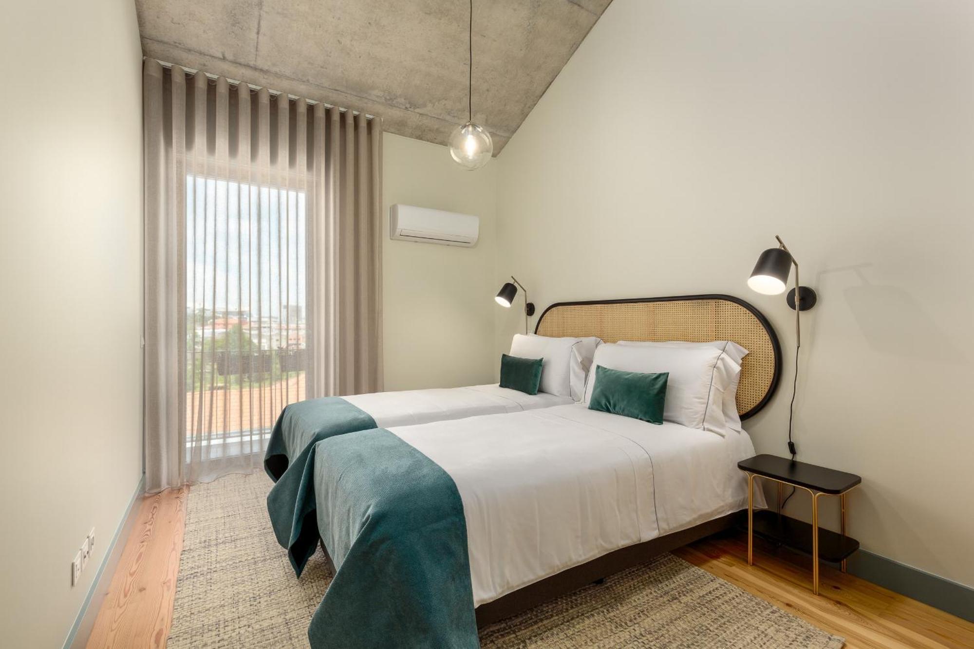 Feel Corporate Housing Campanha Apartment Porto Exterior photo