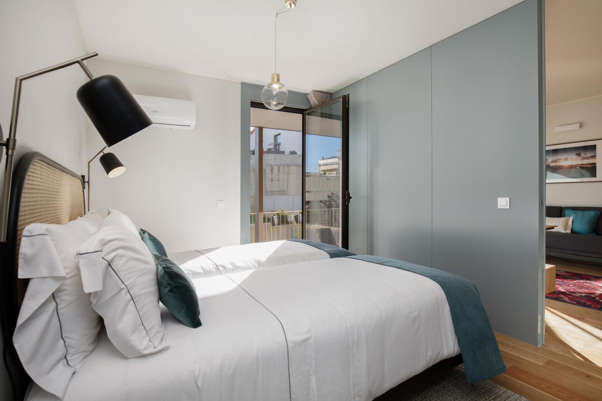 Feel Corporate Housing Campanha Apartment Porto Exterior photo